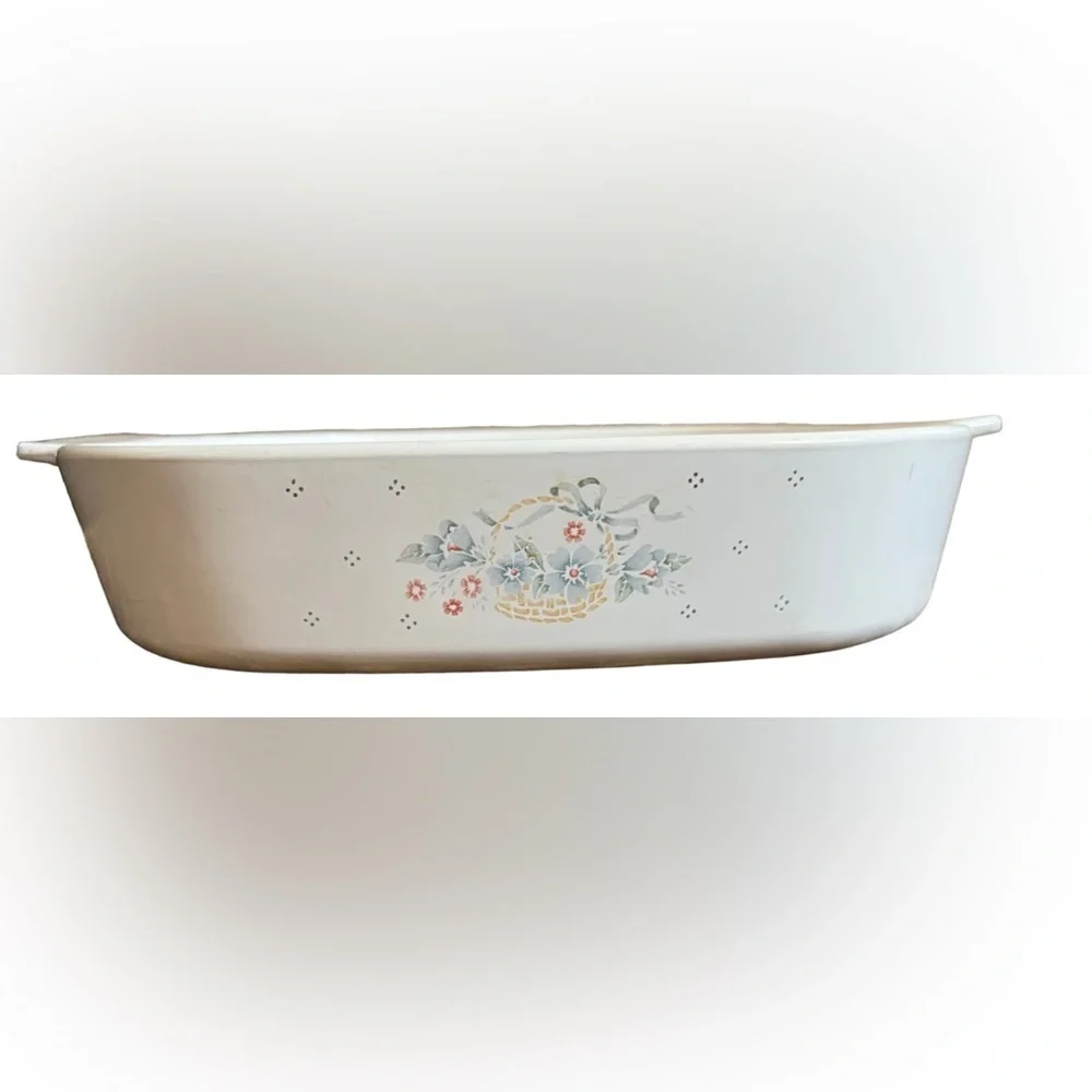 Corning Ware Cornflower Blue Ribbon Floral Basket Casserole Dish 2.5 liter